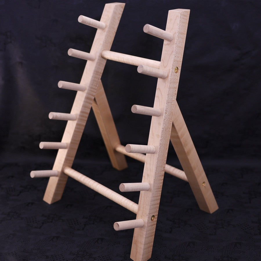 Musashi Kitchen Knives Displaying Maple