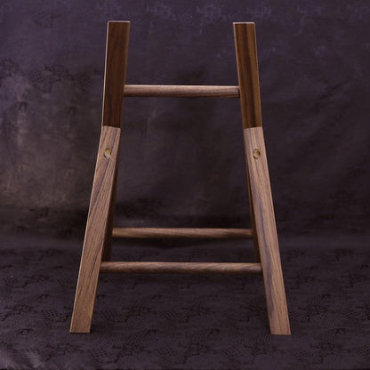 Musashi Kitchen Knives Displaying Teak