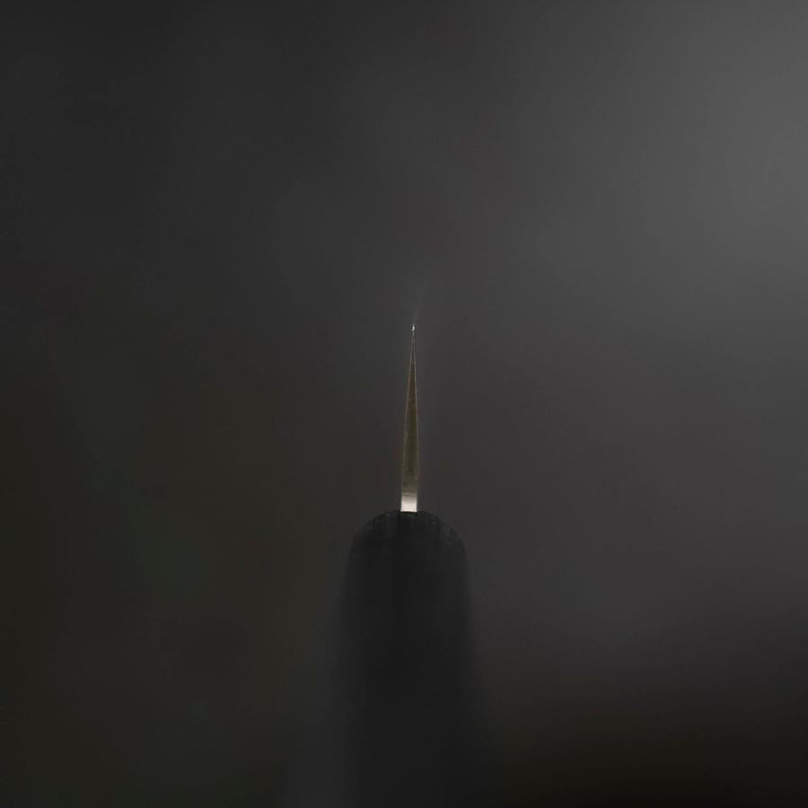 Santoku VG-1 Polished Western Black Handle 165mm (Tsuba-nashi)